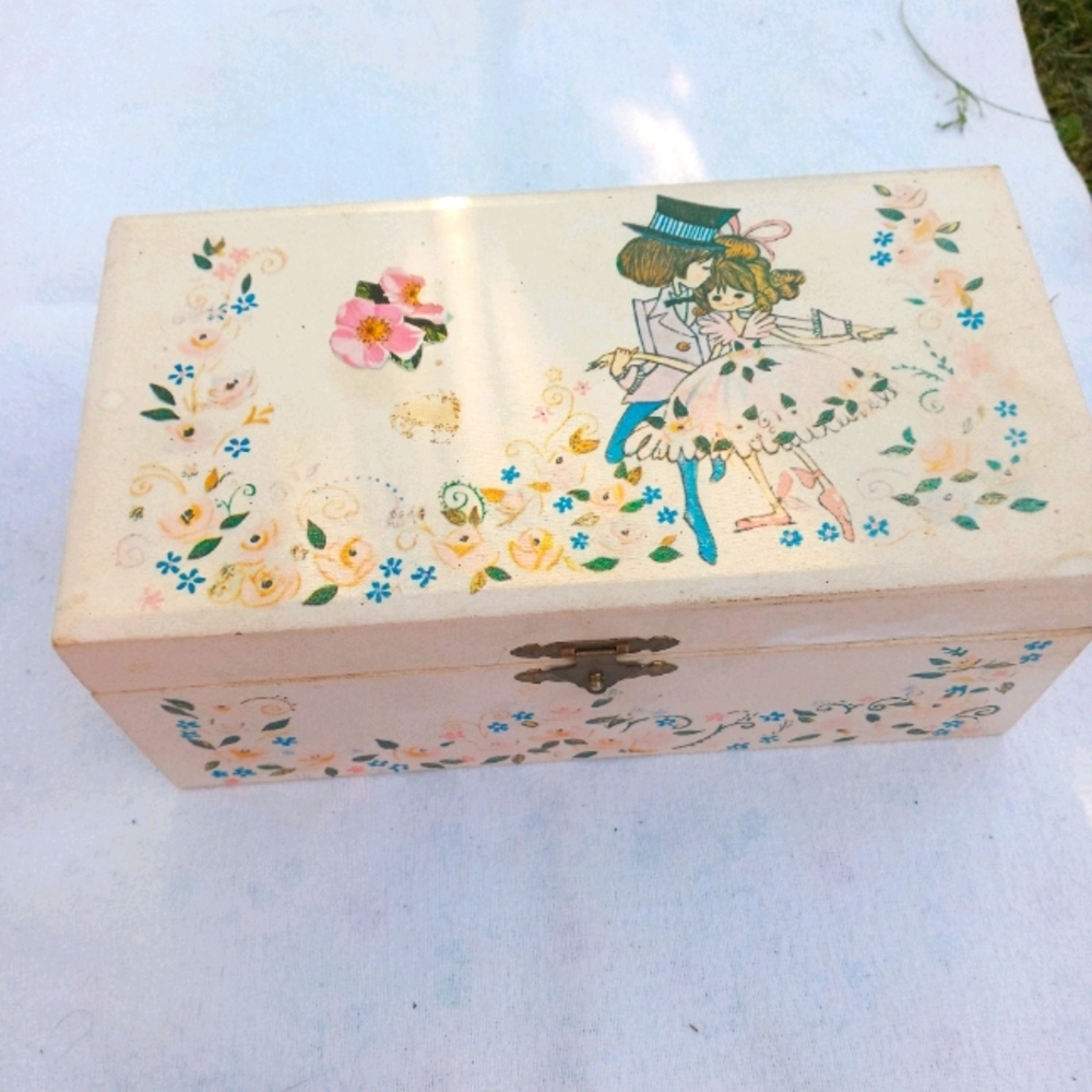 vintage jewelry box ballerina spins musical